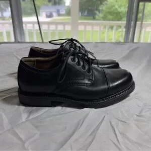 Thom McAn | Shoes | Thom Mcan Mens Karlov Black Leather Cap  display picture 1